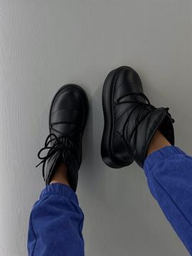 {{photo.Alt || photo.Description || 'Сапоги утеплённые акцентные на платформе W100'}}
