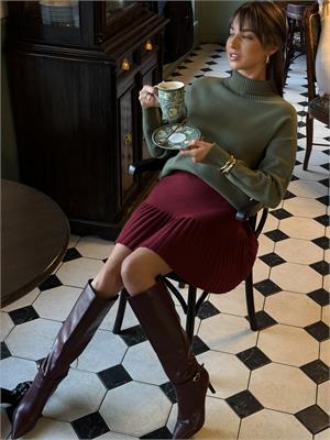 {{photo.Alt || photo.Description || 'Юбка мини из трикотажа, гофре 703'}}