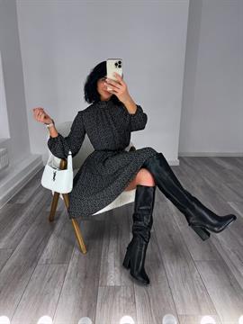 {{photo.Alt || photo.Description || 'Сапоги, H27'}}