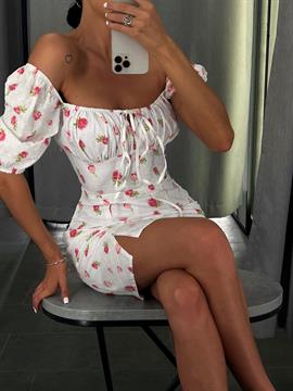 {{photo.Alt || photo.Description || 'Платье силуэтное с акцентом в области декольте+разрез спереди 040'}}